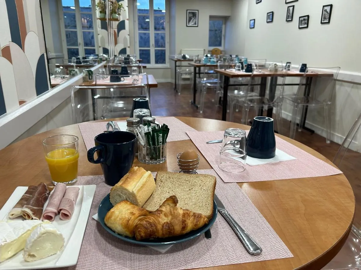 Cit'Hotel Le Challonge Dinan France
