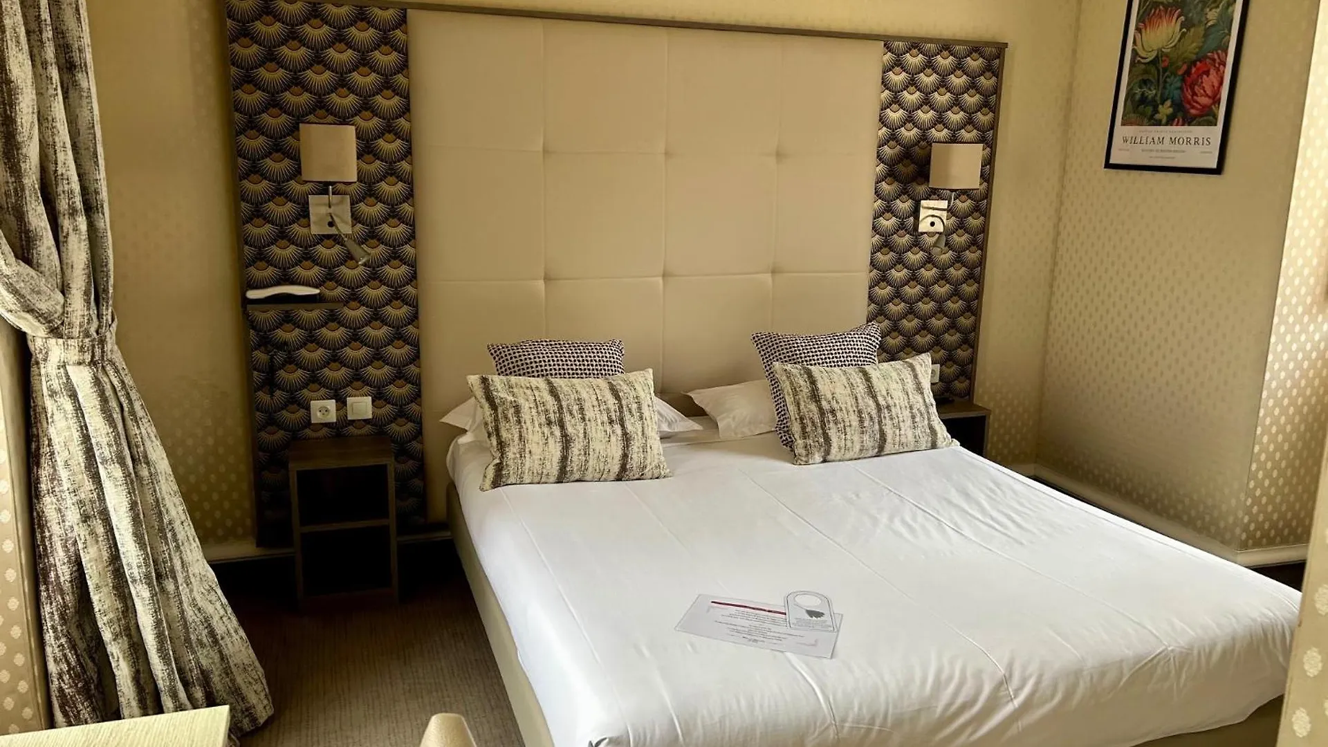 *** Hotel Cit'Hotel le Challonge Dinan Frankrijk